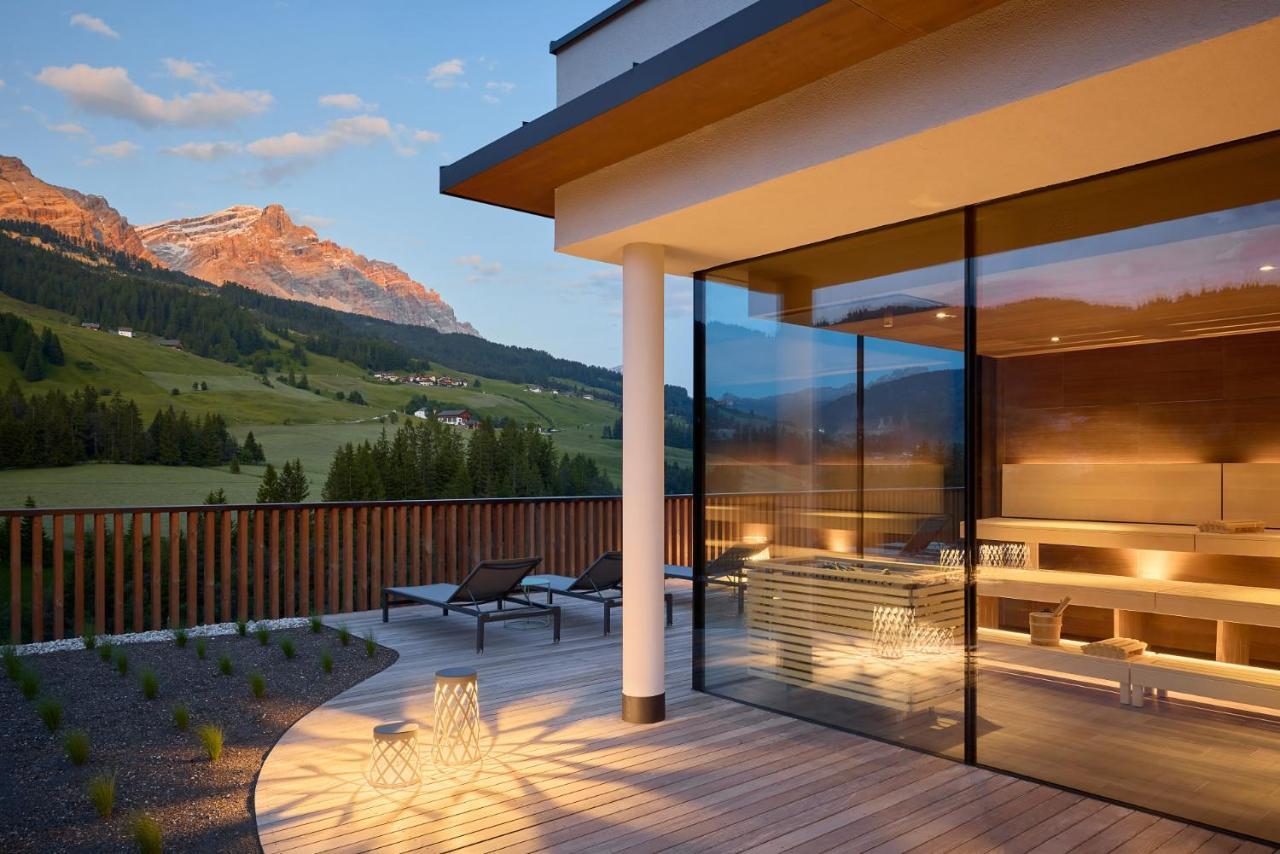Badia Hill Hotel Exterior photo